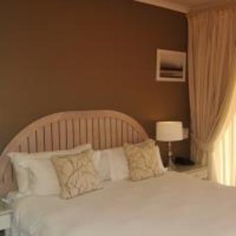 Hotel Leisure Bay Luxury Suites