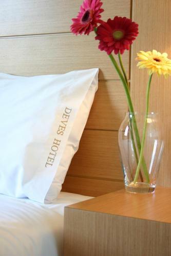 Deves Hotel