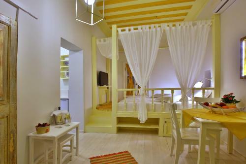Hotel Efchi 1904
