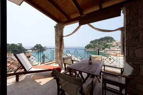 Apartamento Petros Penthouse & Studios