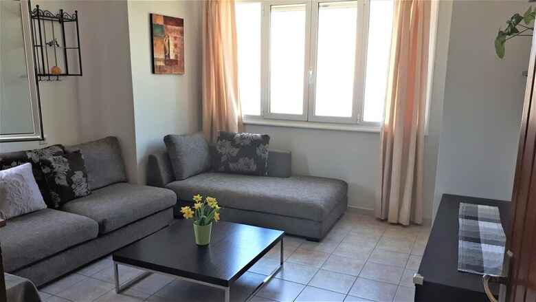 Kostas Apartments