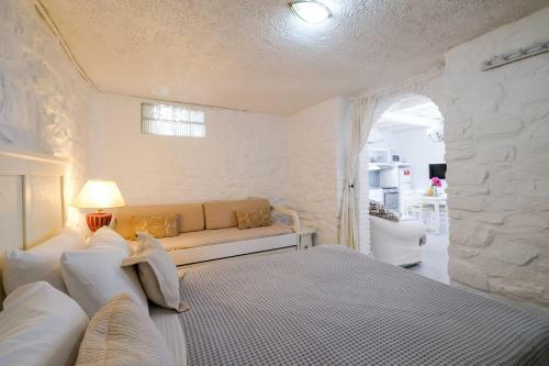 3 Paros *all Season* Villas