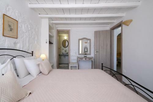 3 Paros *all Season* Villas