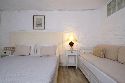 3 Paros *all Season* Villas