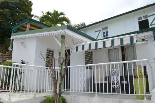 La Nicotoria Apartments