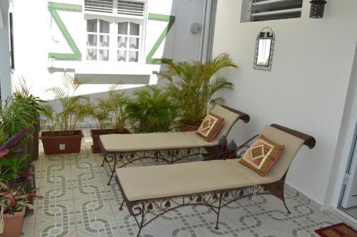 La Nicotoria Apartments