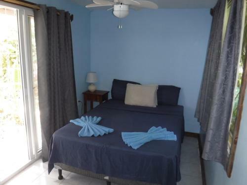 Roatan Backpackers' Hostel