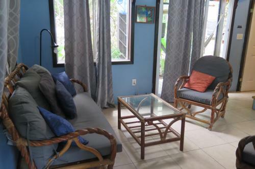Roatan Backpackers' Hostel