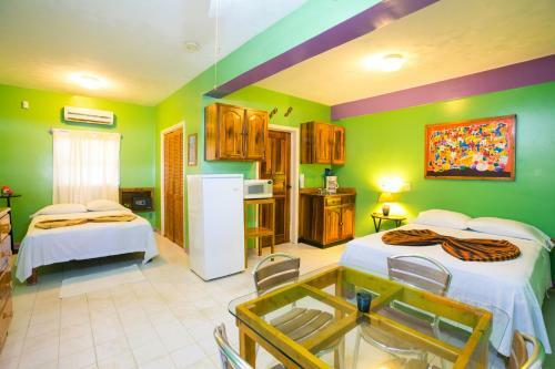 Hotel Bananarama Dive & Beach Resort