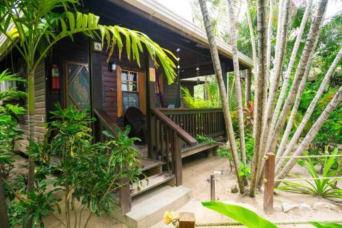 Hotel Bananarama Dive & Beach Resort