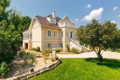 Bed & Breakfast Manor House Inn Csopak