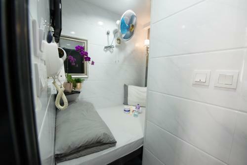 Hostal V Inn