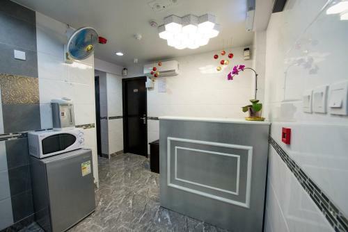 Hostal V Inn