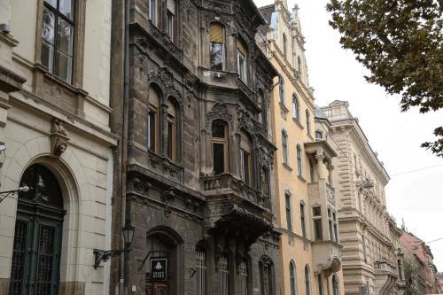 Hostal Brody House