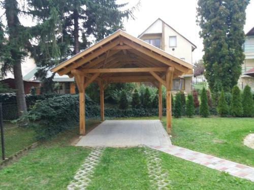 Park Apartment