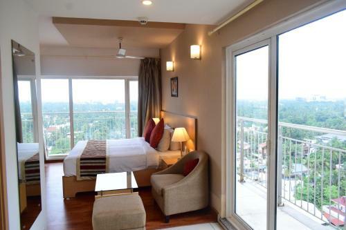 Hotel Starlit Suites