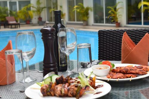 Hotel Starlit Suites