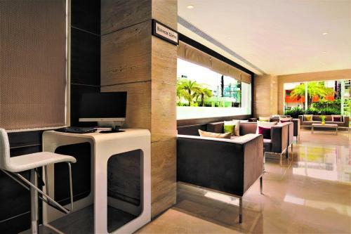 Hotel Ramada Encore Domlur Bangalore