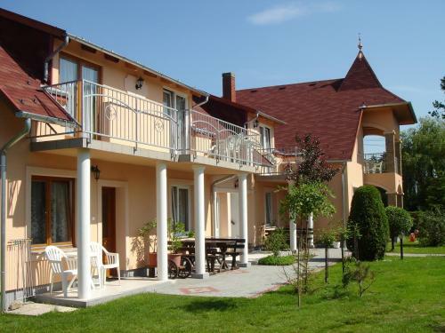 Apartamentos Villa M�nika