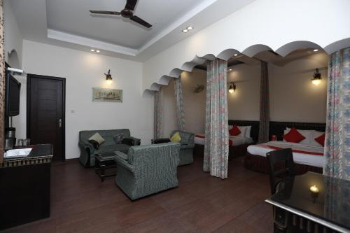 Hotel Yadu Residency