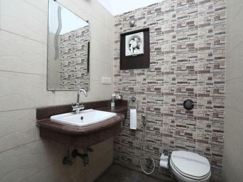 Hotel Yadu Residency
