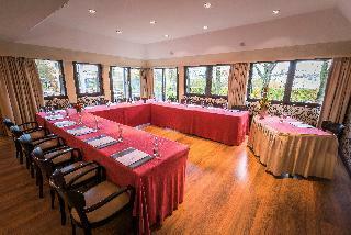 Parc Plaza Hotel