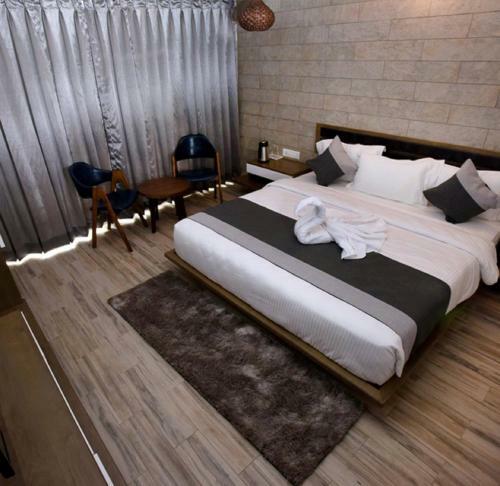 Hotel Grand Elegance