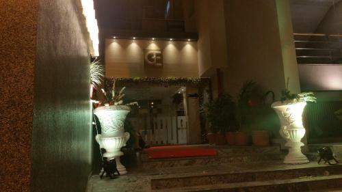 Hotel Grand Elegance