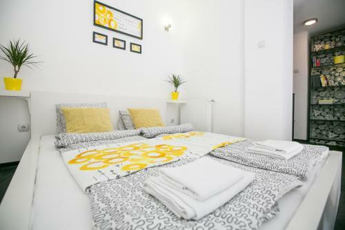 Big City Life Apartments