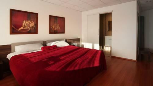 S�s Motel