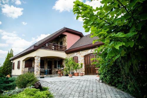 Hostal V�ndor Fogad�