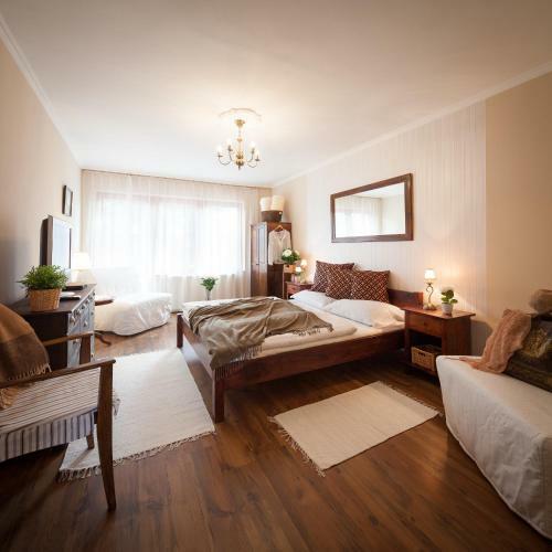 Apartment House 41
