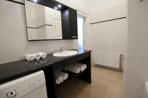 Grand Market Luxury Apartments