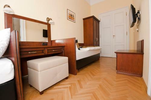 Grand Market Luxury Apartments