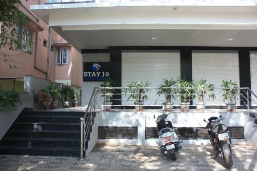 Stay10 Luxury Service Apartment