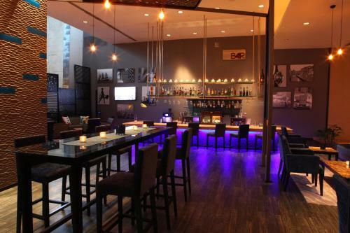 Radisson Blu Plaza Hotel Hyderabad Banjara Hills