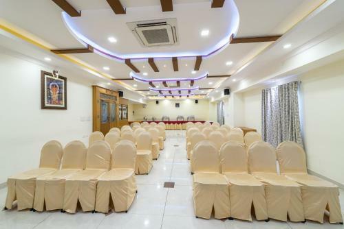 Hotel Treebo Akshaya Lalbagh Inn