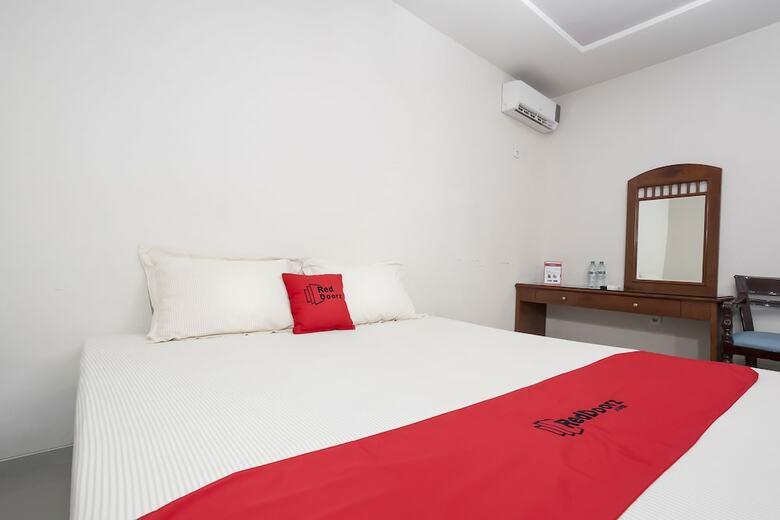 Hostal Reddoorz @ Panglima Sudirman