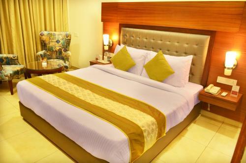 Mint Hotel Premia