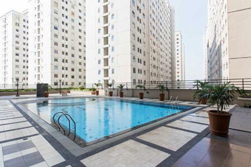 Hostal Reddoorz Apartment @ Pegangsaan Kelapa Gading