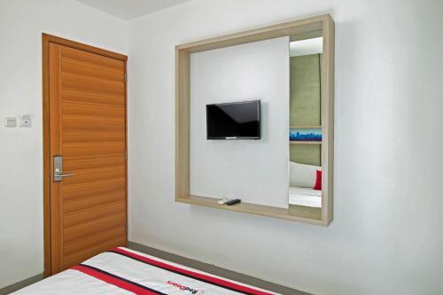 Hostal Reddoorz @ Setiabudi 8