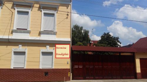 Hostal Hermina Vend�gh�z