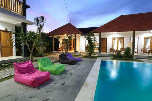 Green Papaya House