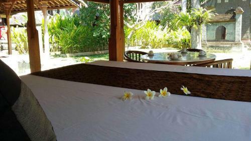 Hostal Puri Kutat Lestari