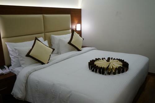 Hyphen Ujjwal Premier Hotel