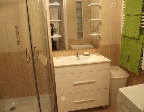 Apartamento Romantic Garden Art Studio Near Andrassy Avenue
