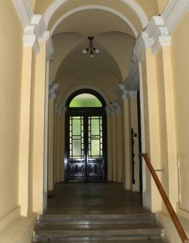 Apartamento Romantic Garden Art Studio Near Andrassy Avenue