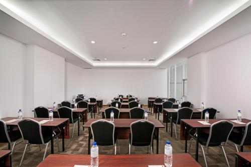 Whiz Prime Hotel Megamas Manado