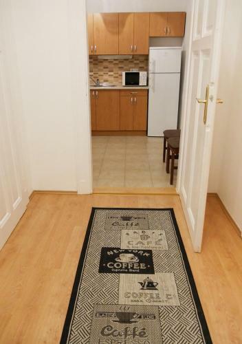 Apartamento Donatella ? Cosy Flat In The City Center