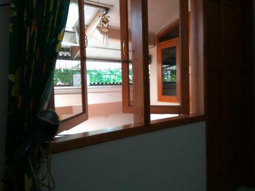 Hostal Peony Guesthouse